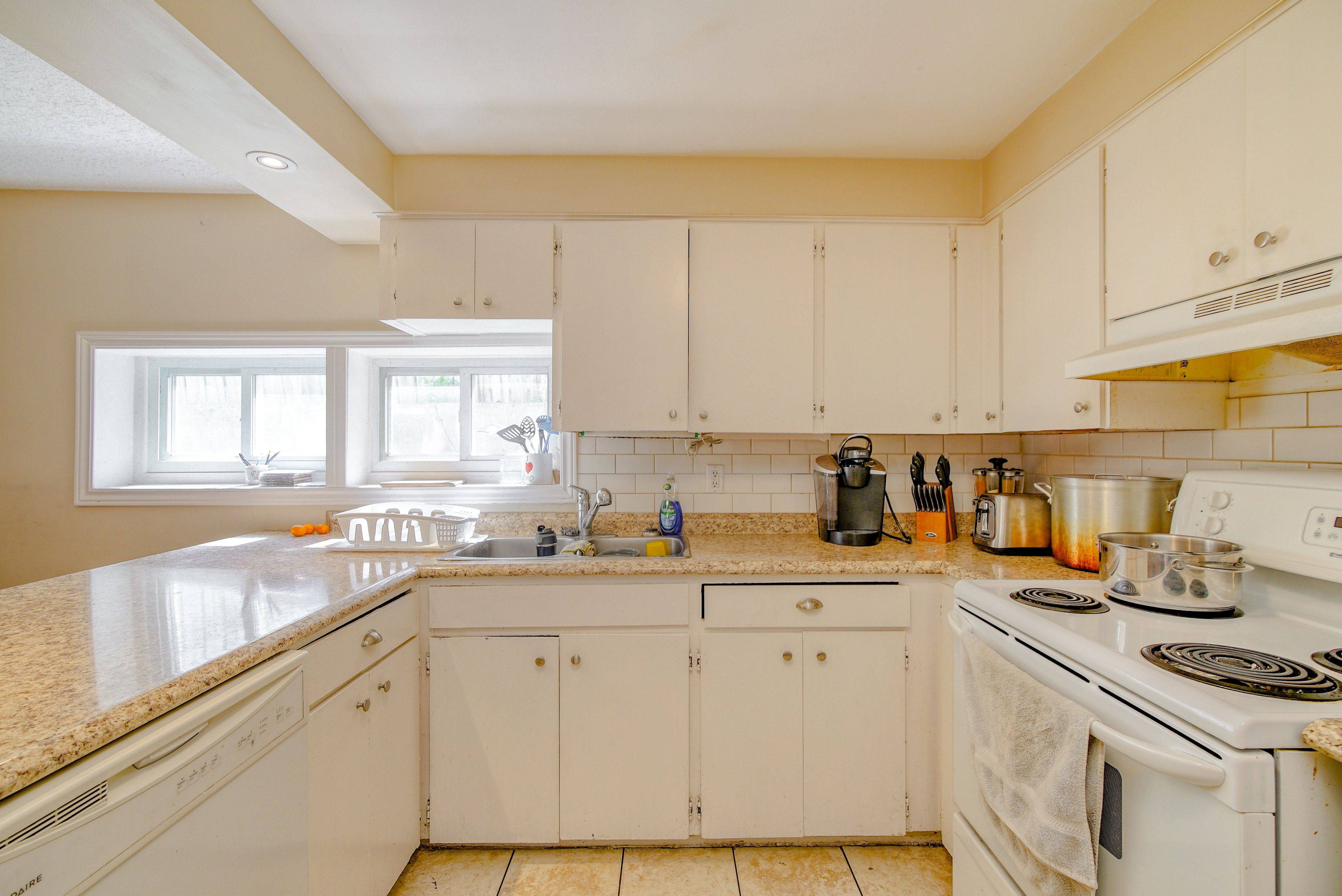 Cambridge, ON N1R 1C4,13 Brooklyne RD