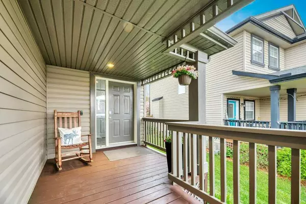 Chestermere, AB T1X 1P8,145 West Creek GLN