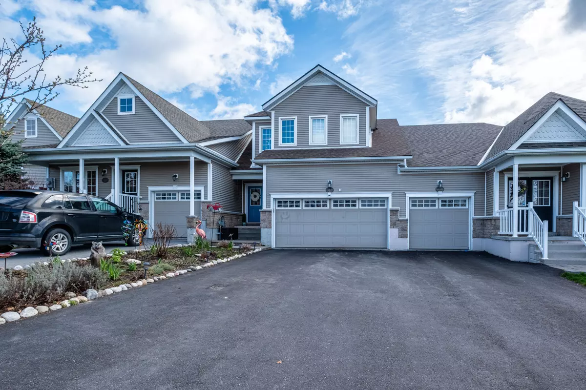 Loyalist, ON K0H 1G0,484 Country Club DR