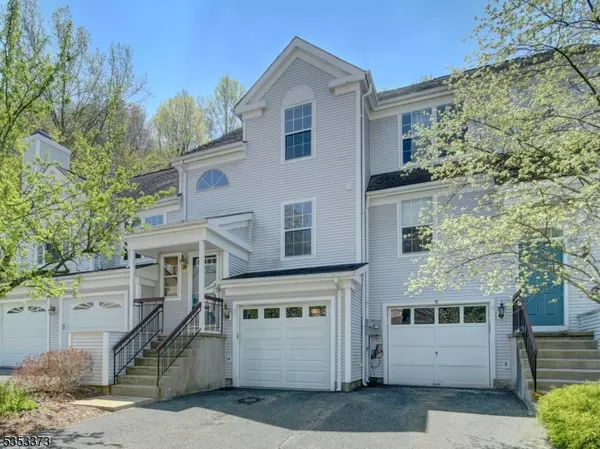 3 Rainier Ct, Allamuchy Twp., NJ 07840