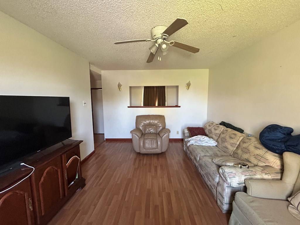Wytheville, VA 24382,3833 W Lee Hwy