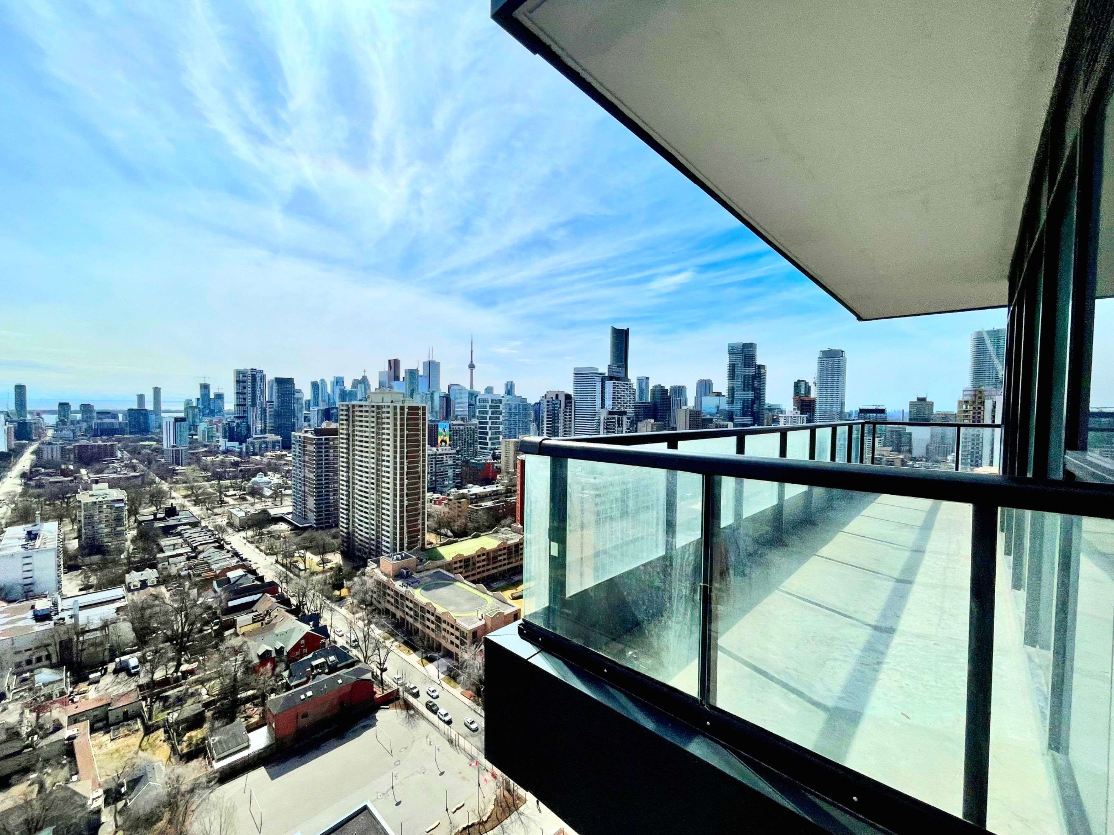 159 Wellesley ST E #2508, Toronto C08, ON M4Y 0H5