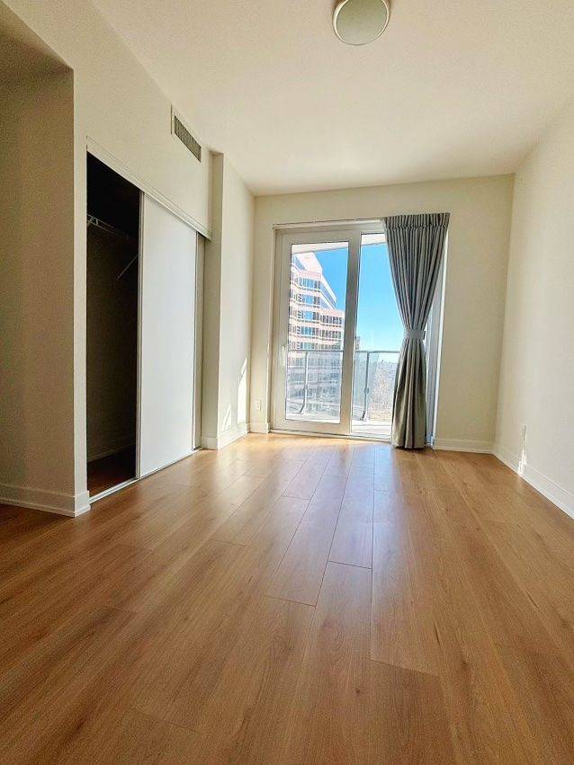 Toronto C07, ON M2N 0L7,15 Ellerslie AVE #1010
