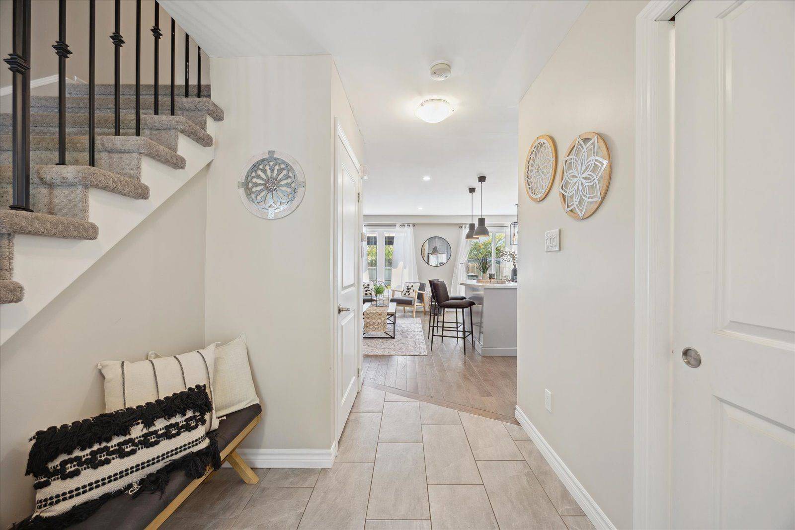 Clarington, ON L1E 1A4,75 Turnberry CRES