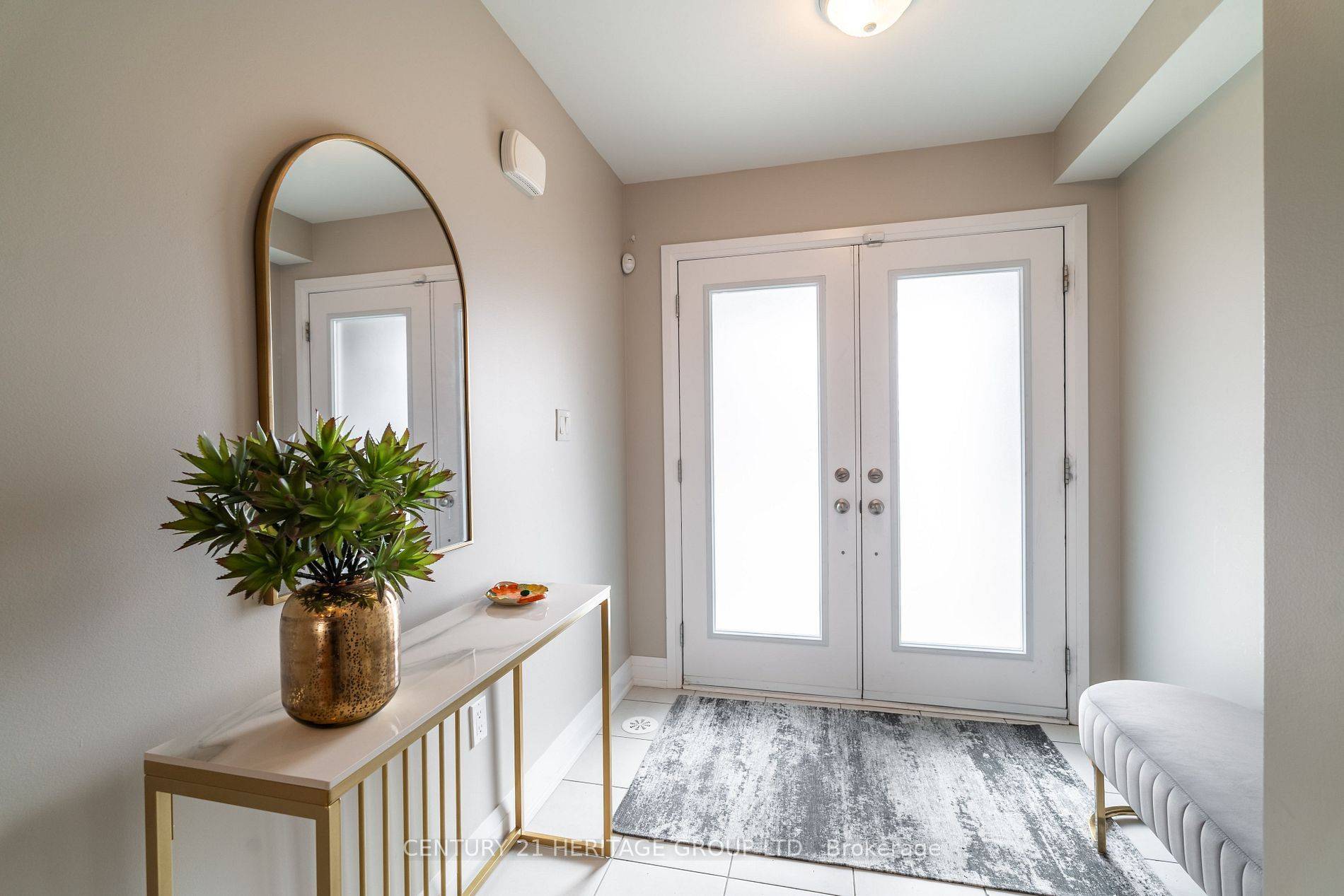 Vaughan, ON L4J 0K9,18 MONEYPENNY PL