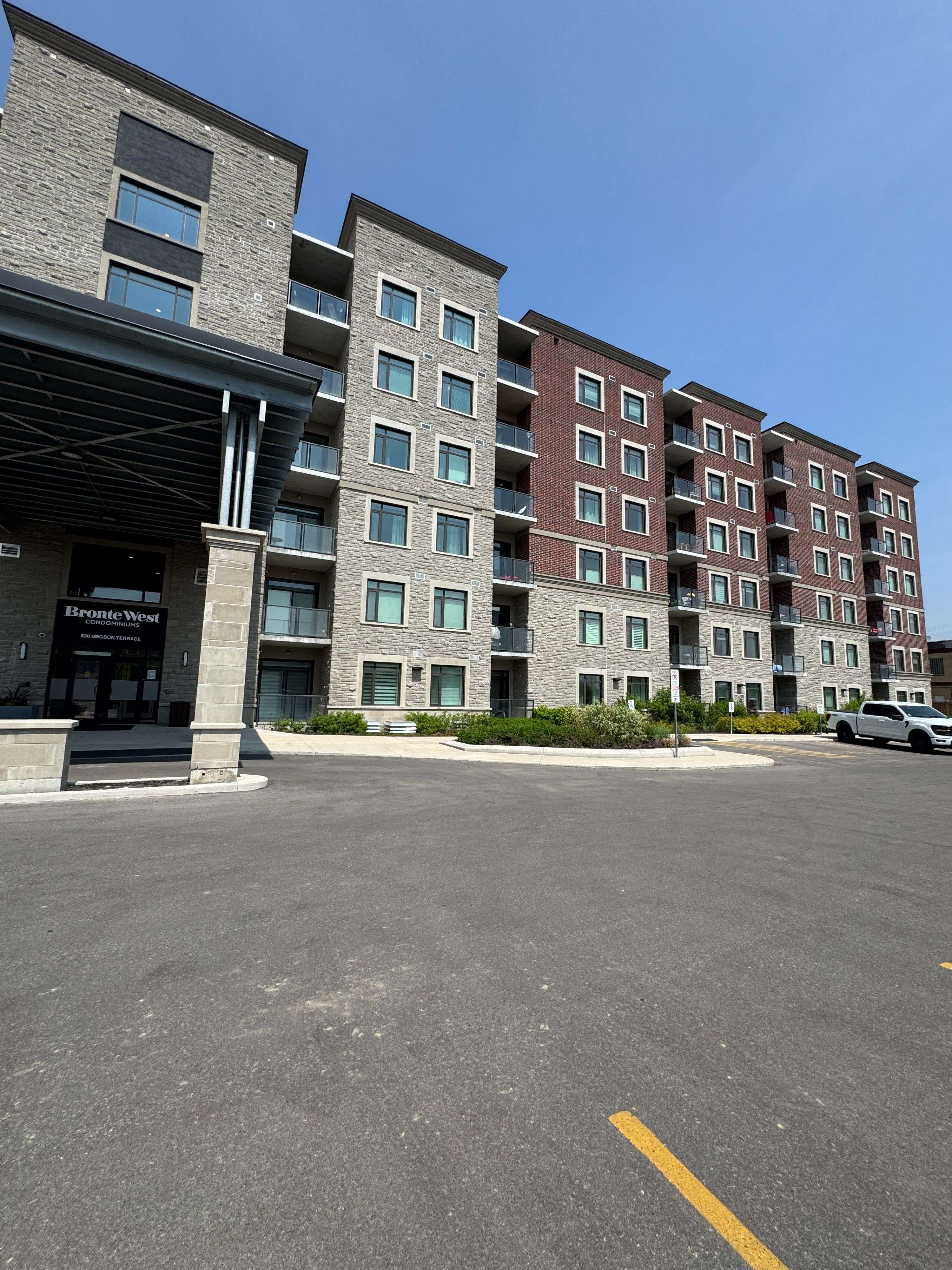 Milton, ON L9T 9M7,830 Megson TER #517