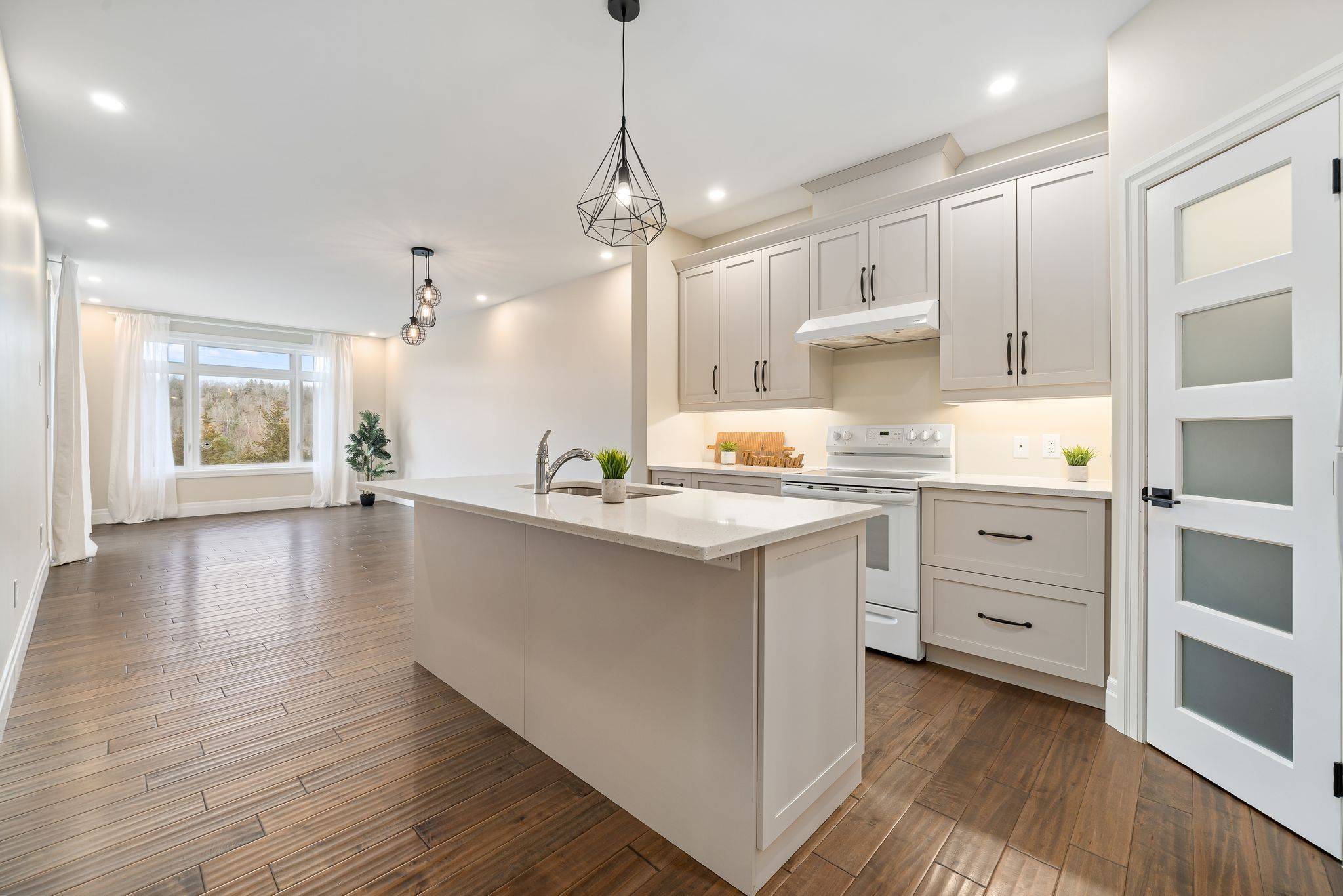 Prince Edward County, ON K0K 2T0,66 Pineridge DR