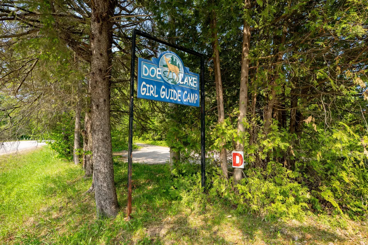 Mcmurrich/monteith, ON P0A 1Y0,1330 Hwy 518 HWY W