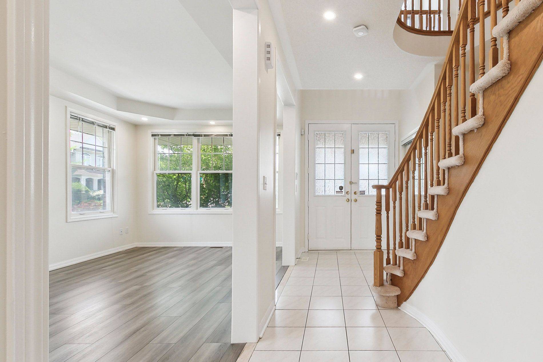 Markham, ON L6C 2G8,85 Majestic DR