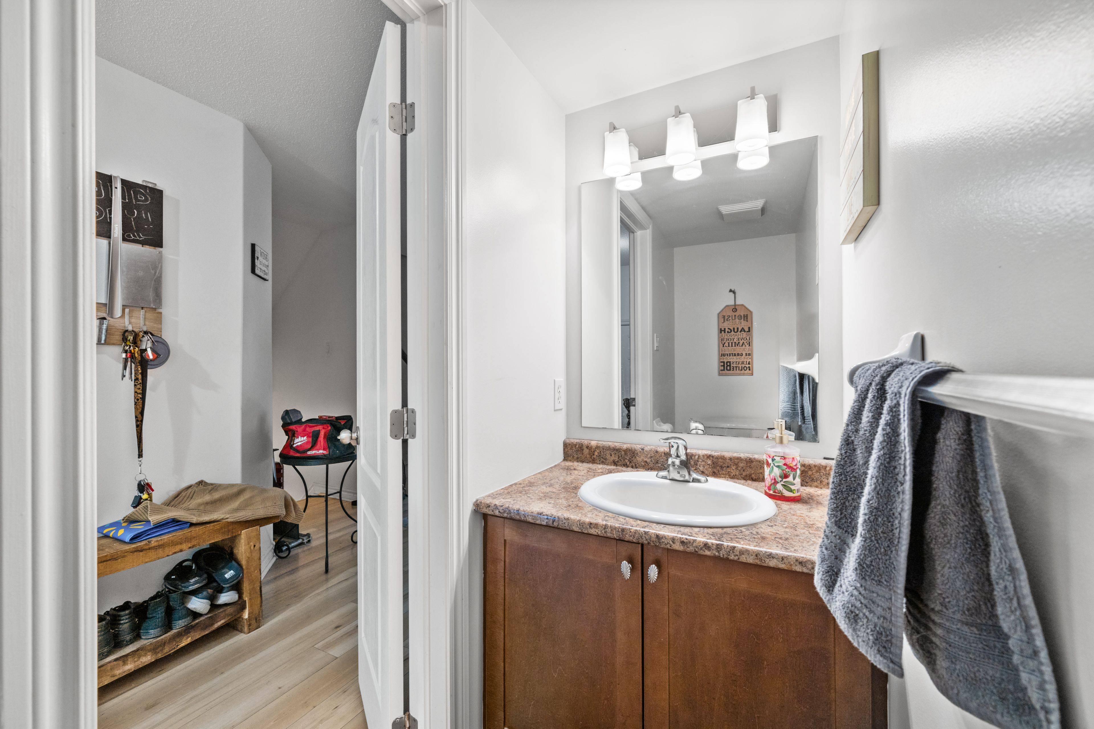 Stittsville - Munster - Richmond, ON K2S 0B1,148 Talltree CRES