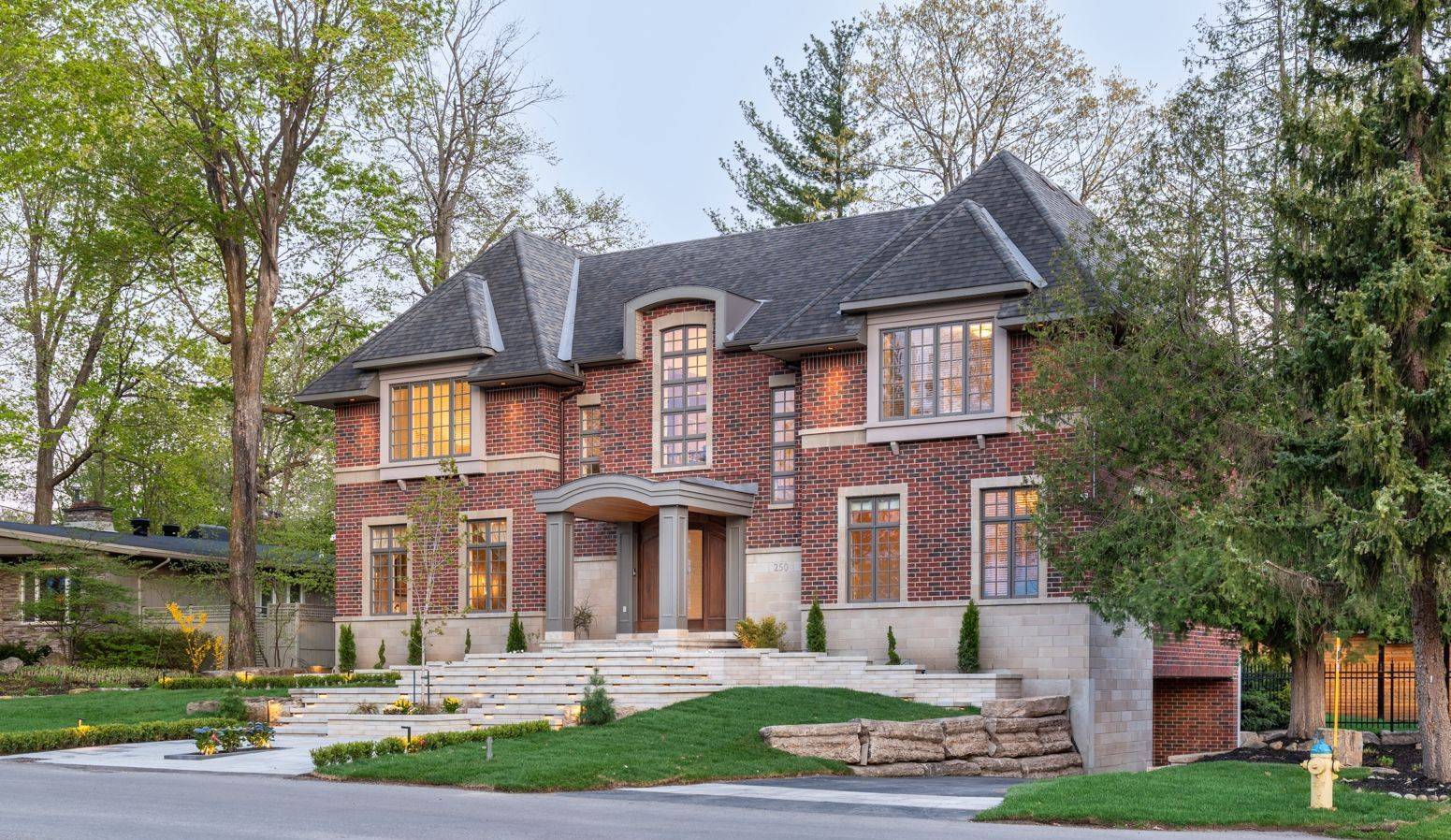 Rockcliffe Park, ON K1L 5A2,250 Sandridge RD