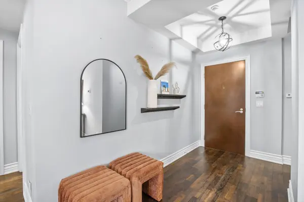 68 Yorkville AVE #308, Toronto C02, ON M5R 3V7