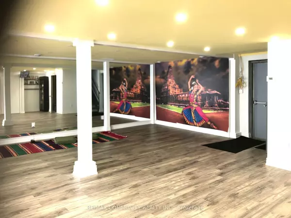 Toronto E11, ON M1B 5K3,1345 Morningside AVE #19