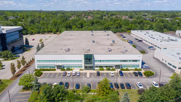 Oakville, ON L6M 2W2,1215 North Service RD W #A