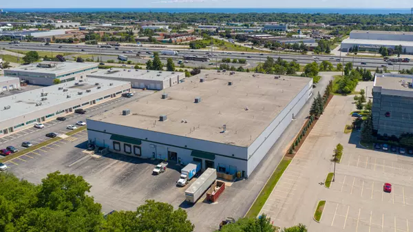 Oakville, ON L6M 2W2,1215 North Service RD W #A