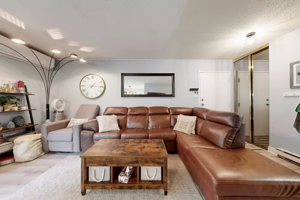 Mississauga, ON L5N 2H7,2701 Aquitaine AVE #87