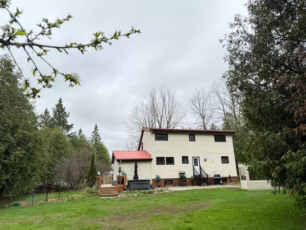 Beckwith, ON K7C 3P2,1328 9th Line E