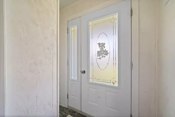 Quinte West, ON K0K 1L0,12 Roseland DR