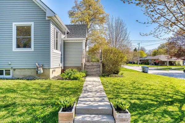 North Perth, ON N4W 2X6,487 York AVE N