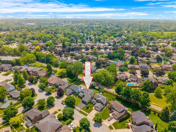 Niagara Falls, ON L2J 4H7,6380 Emma ST