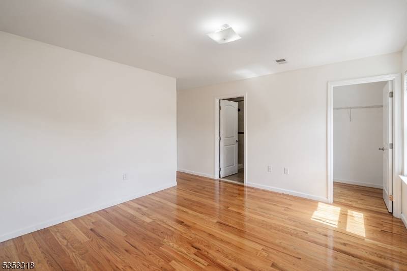 Elizabeth City, NJ 07206,452 Fulton St