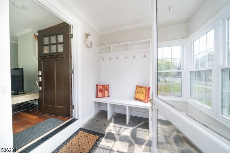 Verona Twp., NJ 07044,68 Derwent Ave