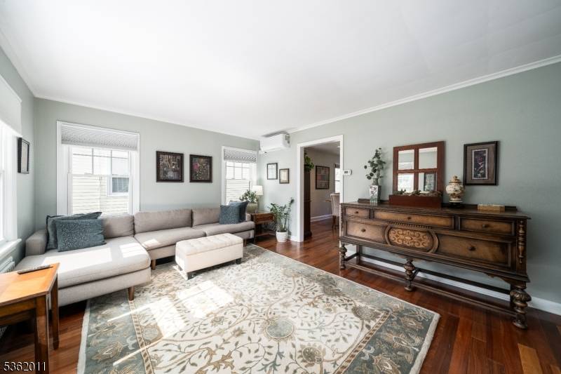Verona Twp., NJ 07044,68 Derwent Ave