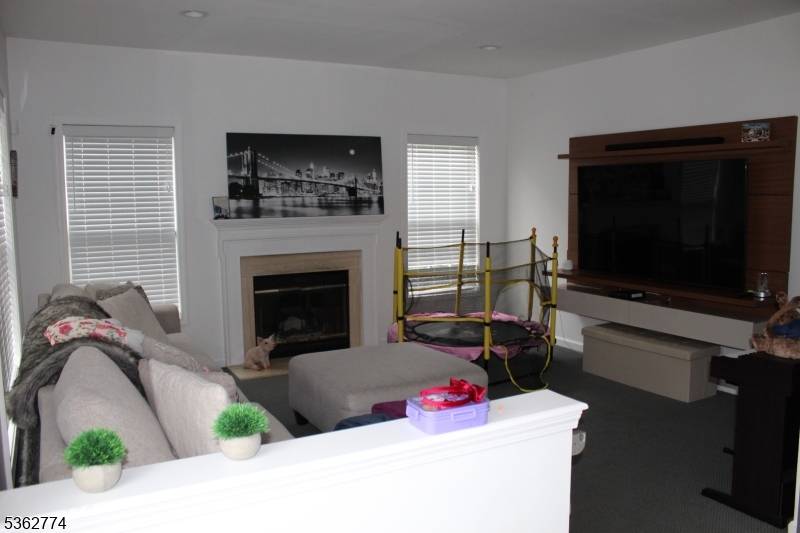 Nutley Twp., NJ 07110,21 Wilmington Dr