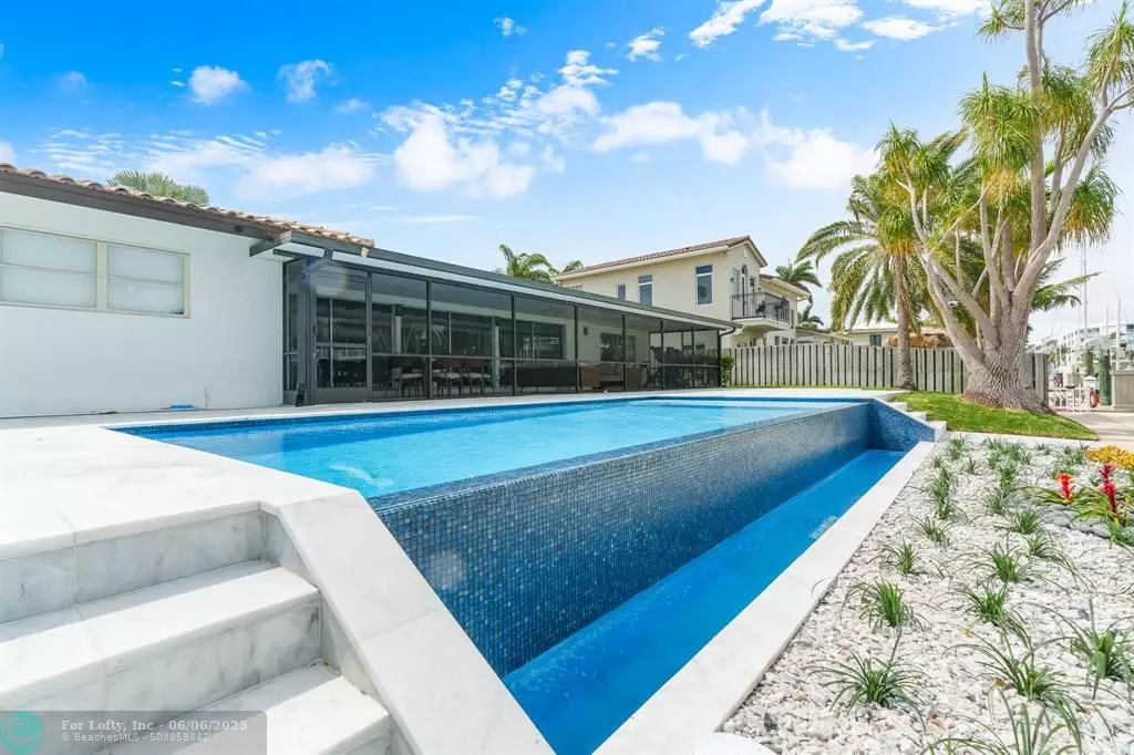 Lauderdale By The Sea, FL 33308,273 TROPIC DR
