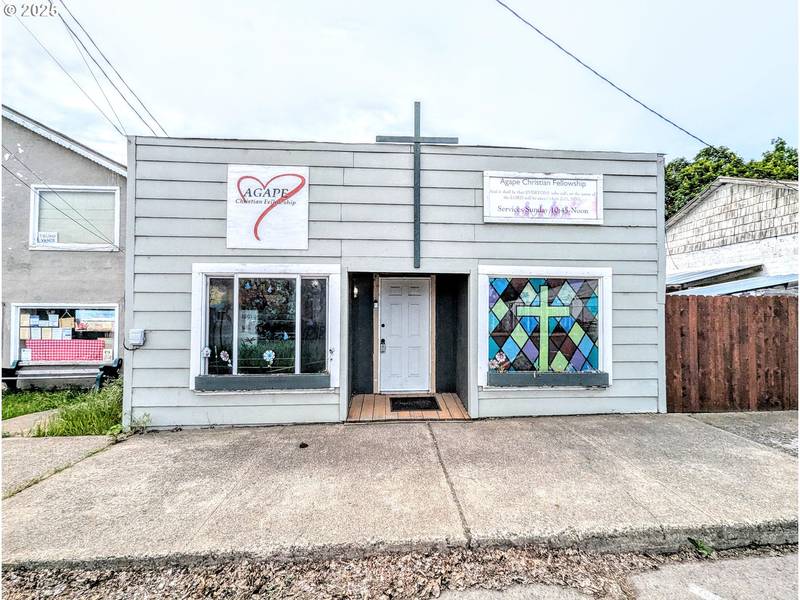 870 ALDER ST, Elgin, OR 97827