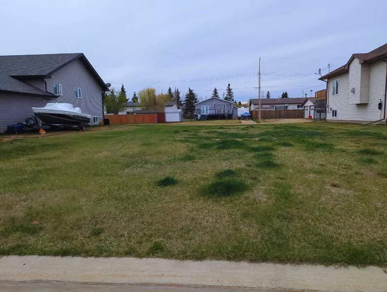 10 4th AVE, Hay Lakes, AB T0B 1W0