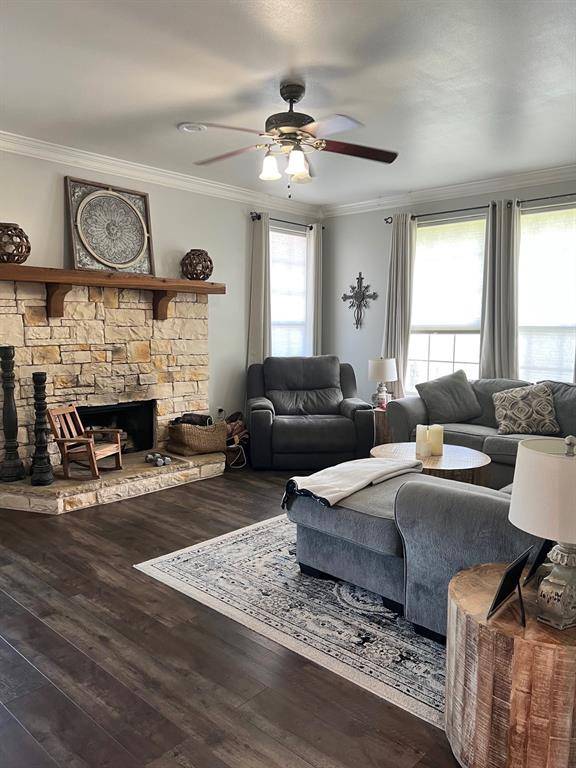 Comanche, TX 76442,724 County Road 106