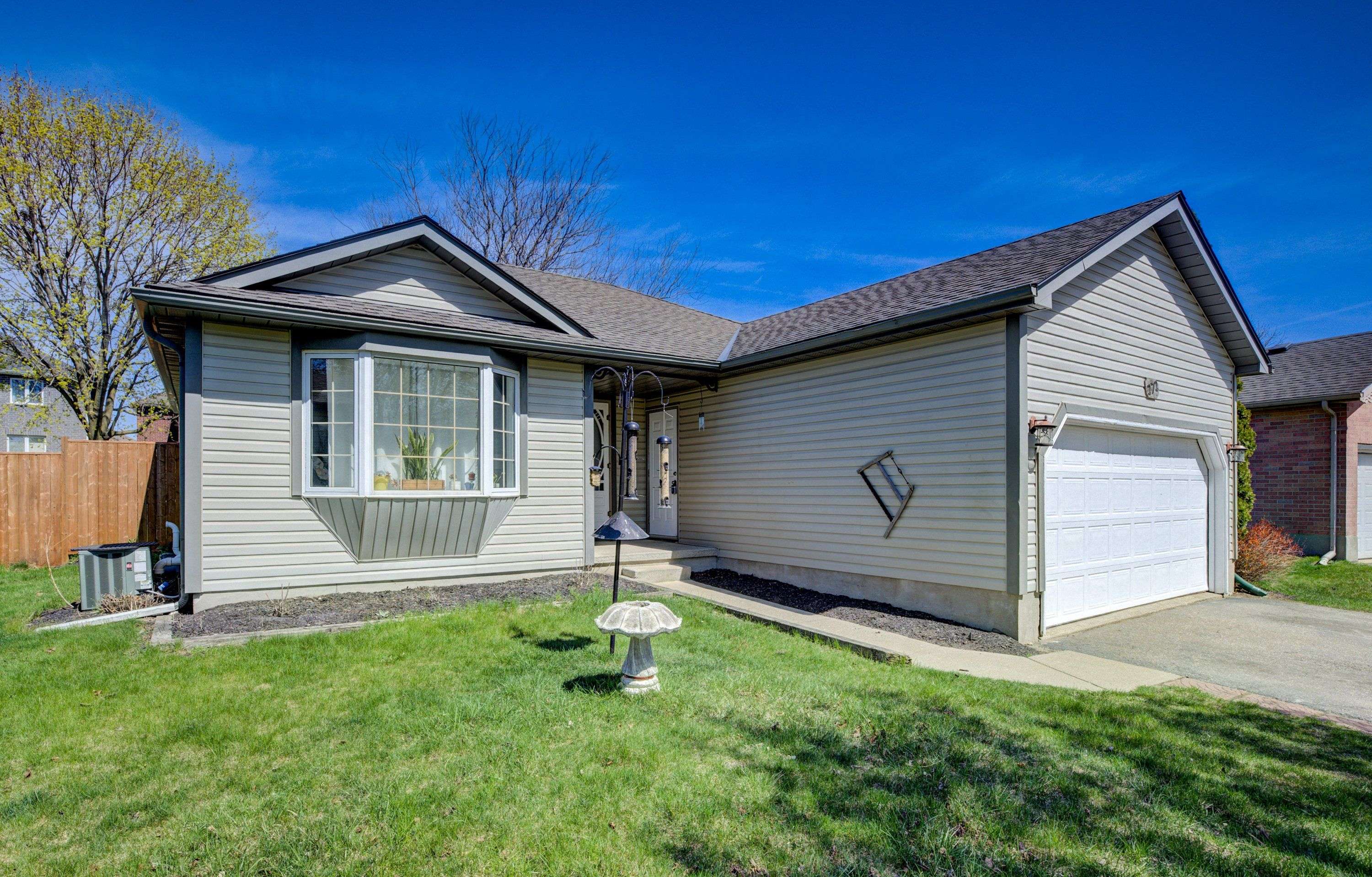 Blandford-blenheim, ON N0J 1S0,272 Fennel ST