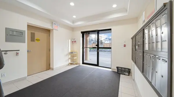 70 First ST #301, Orangeville, ON L9W 2E5