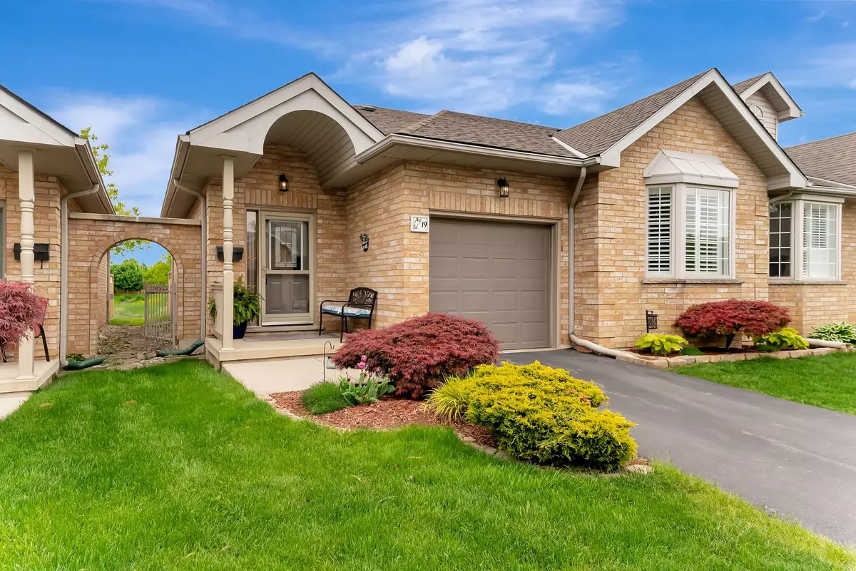 Hamilton, ON L0R 1W0,19 Critzia DR