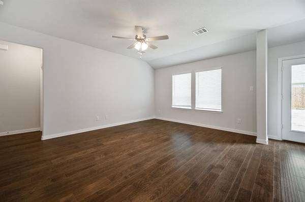 3915 Condor Drive, Crandall, TX 75114