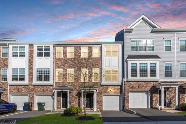 406 Saratoga Ct, Branchburg Twp., NJ 08876
