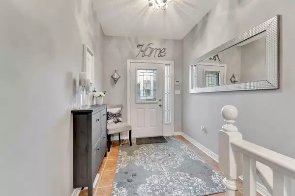 Hamilton, ON L0R 1W0,19 Critzia DR