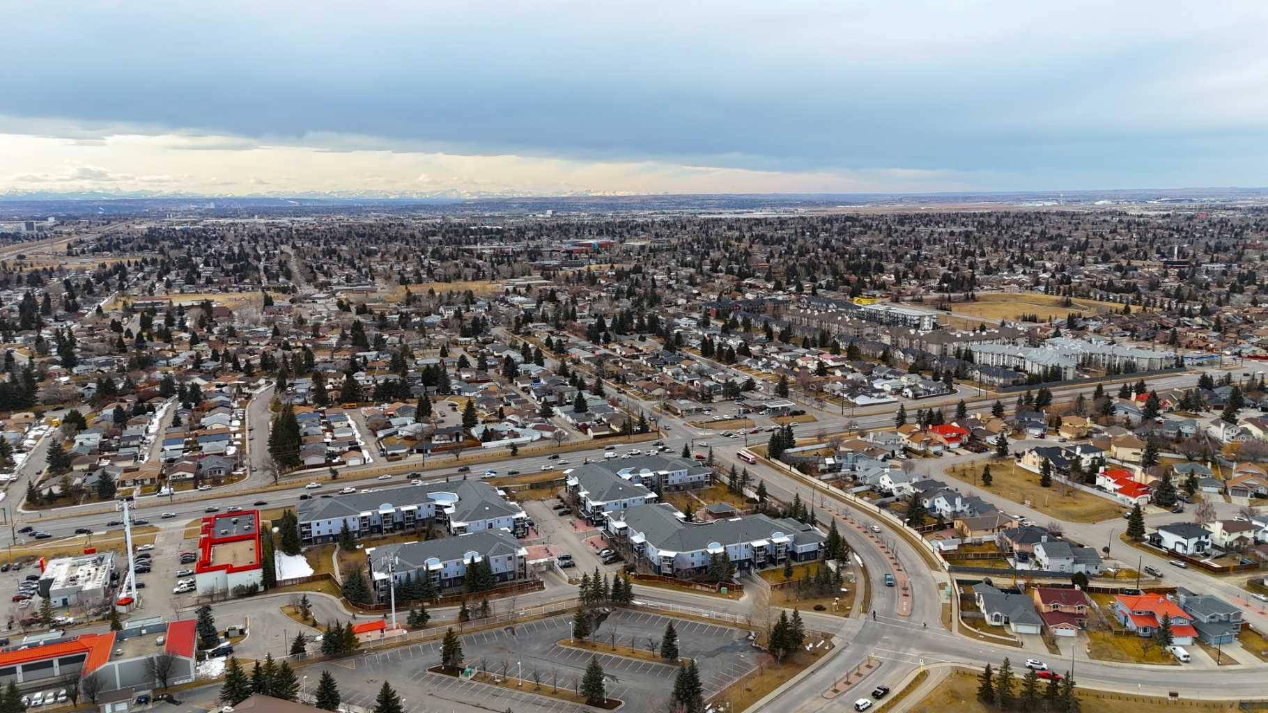 Calgary, AB T1Y 7M1,2280 68 ST NE #3317