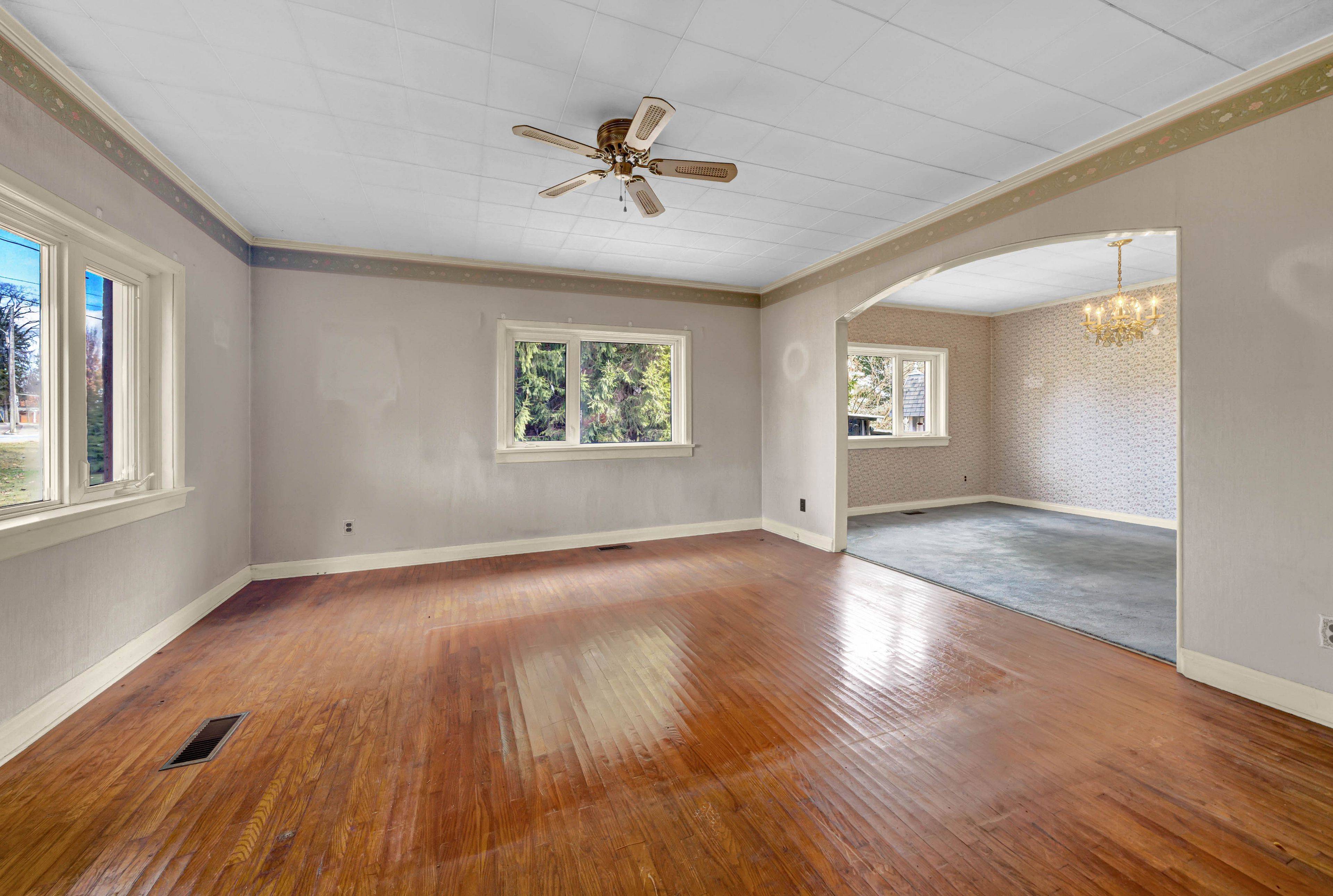 Prince Edward County, ON K0K 1G0,375 Bloomfield Main ST