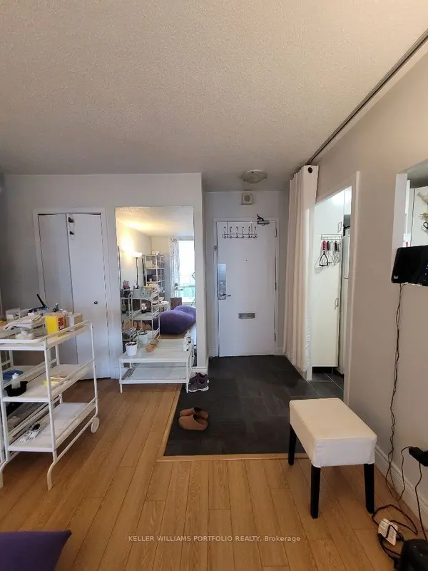 30 GLOUCESTER ST #1903, Toronto C08, ON M4Y 1L8