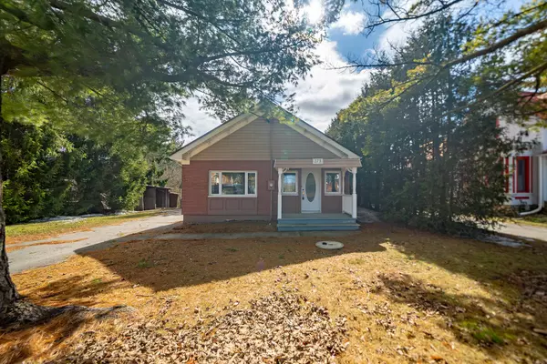 Prince Edward County, ON K0K 1G0,375 Bloomfield Main ST