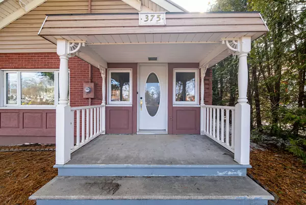 Prince Edward County, ON K0K 1G0,375 Bloomfield Main ST