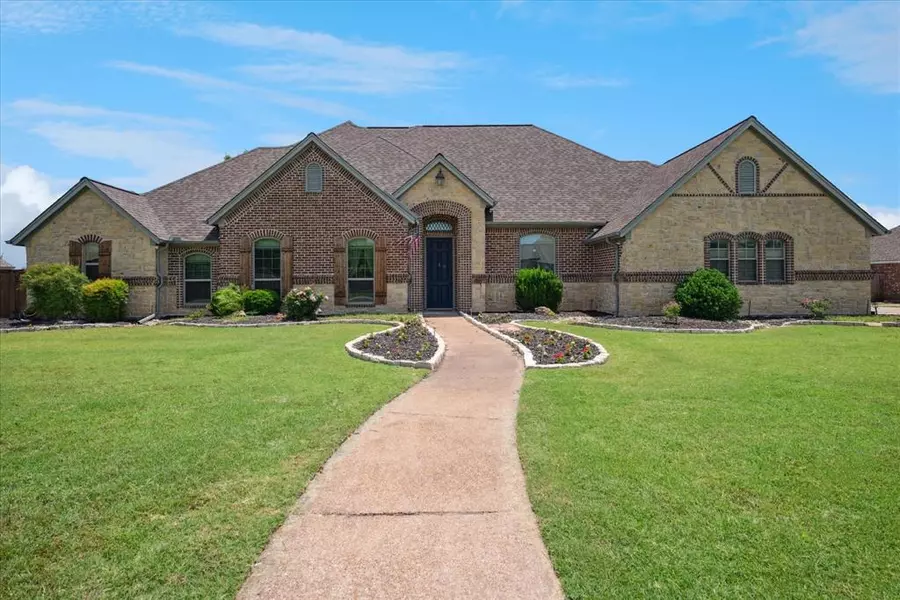 104 Briarwood Lane, Haslet, TX 76052