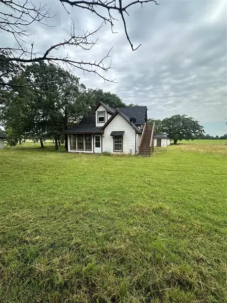 239 Cundiff Crafton Road, Chico, TX 76431