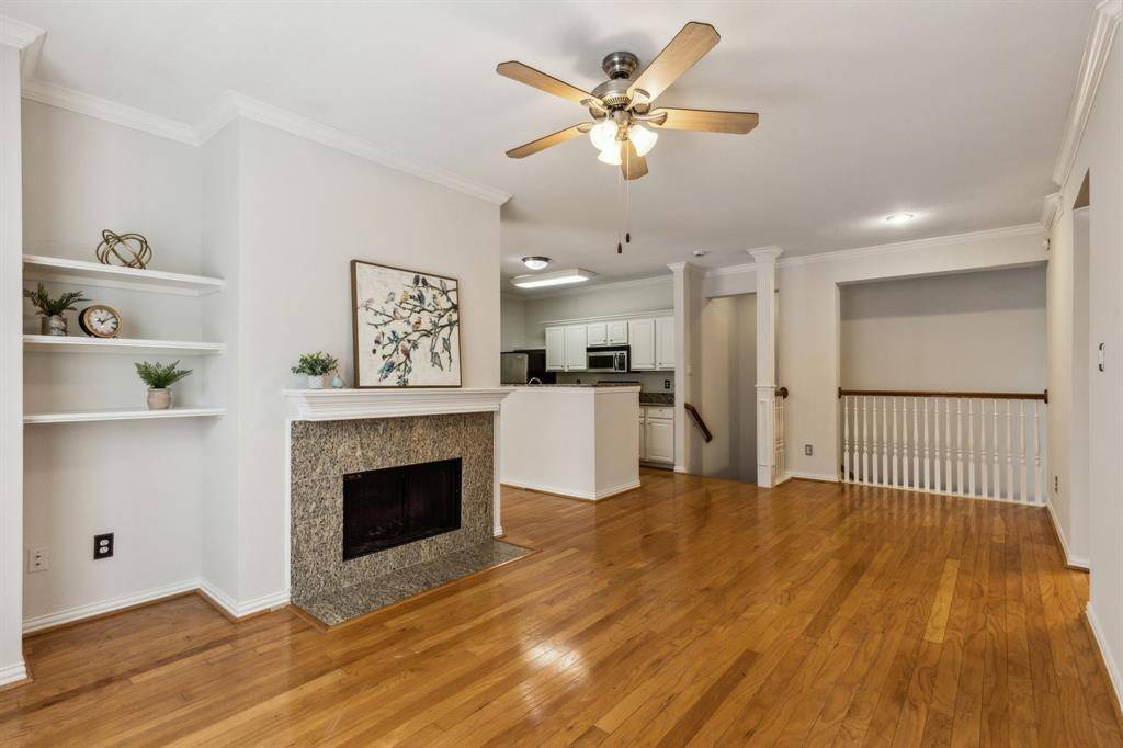 Plano, TX 75093,2524 Preston Road #806