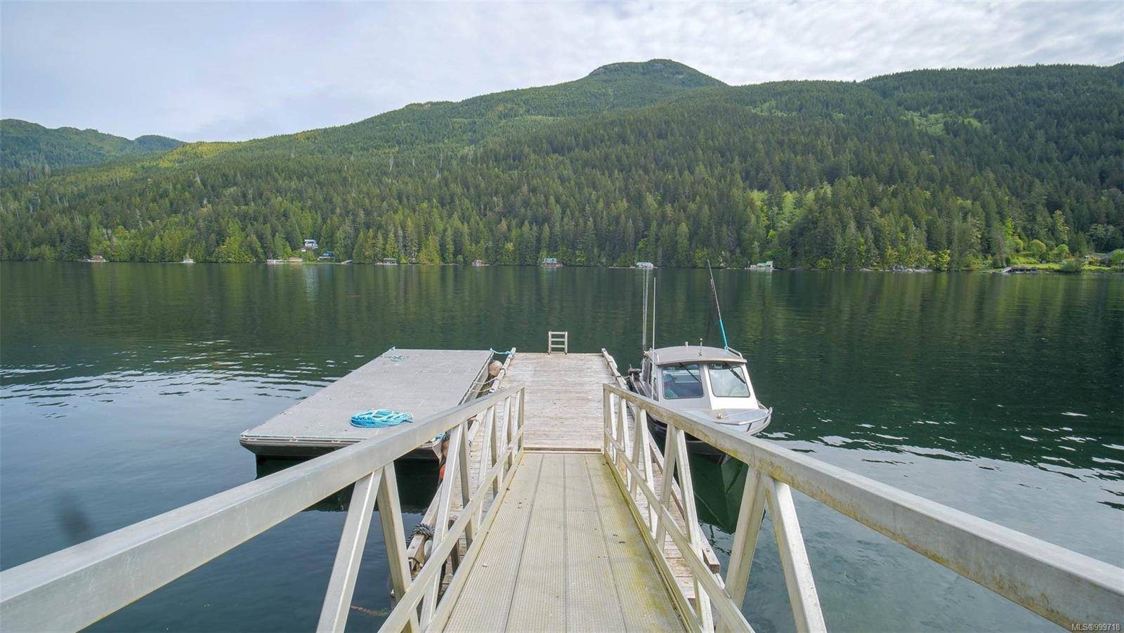Bamfield, BC V0R 2B0,Lot E Cheeyah Island