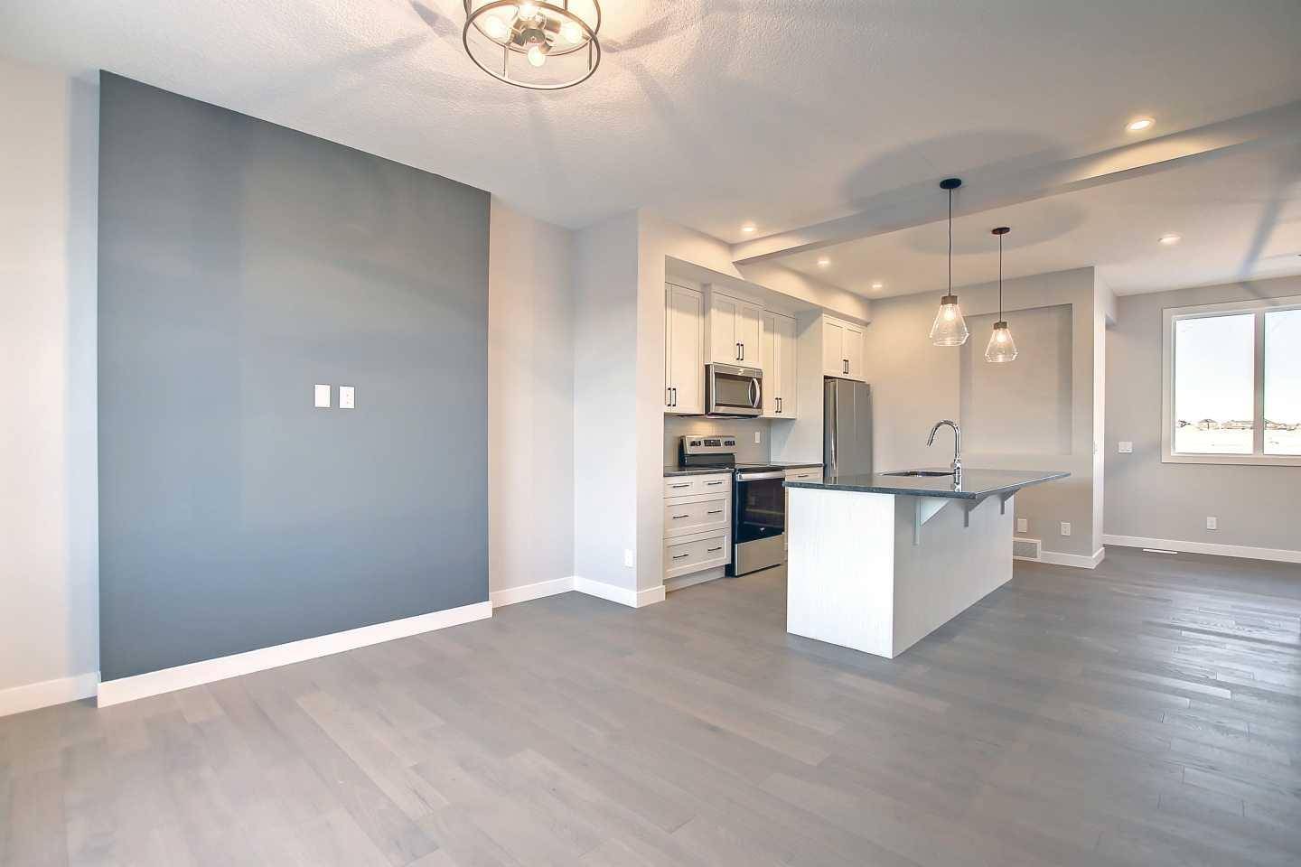 Chestermere, AB T1X 2Z7,357 Waterford BLVD