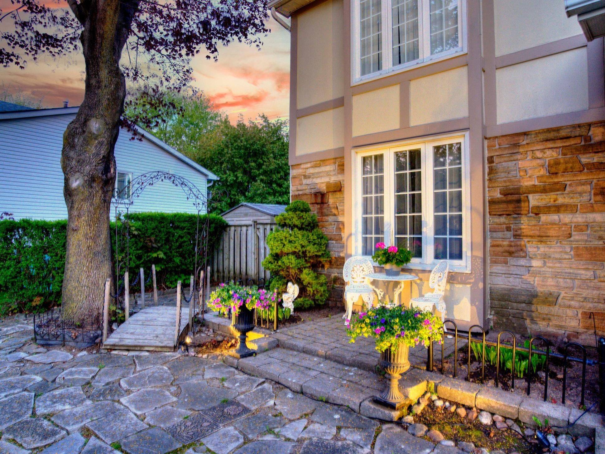 Brampton, ON L6S 3J2,90 Jill CRES