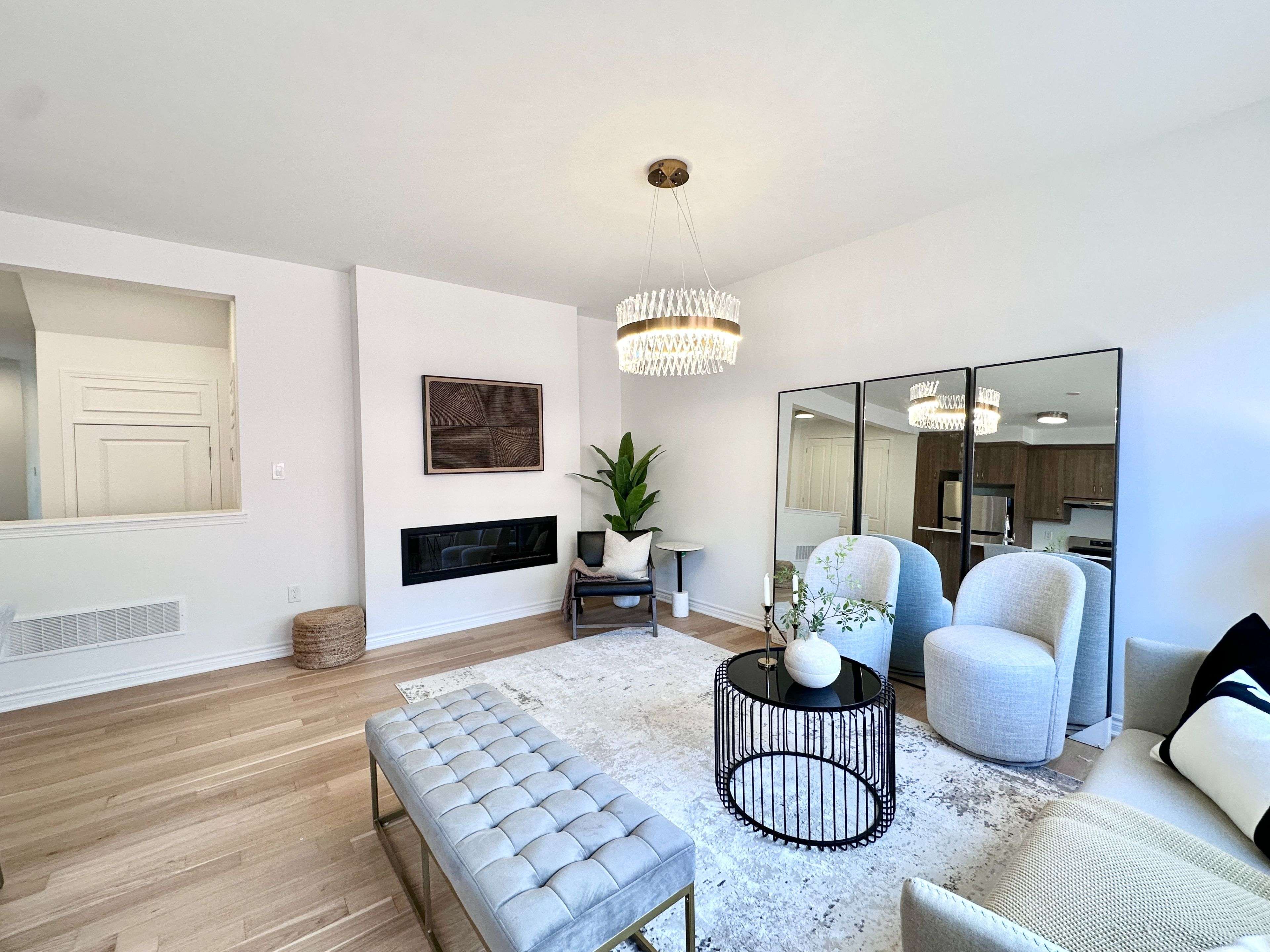 Oakville, ON L6H 7G1,3081 Langdon RD